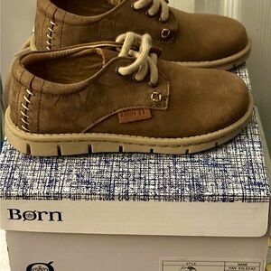NIB Boys Born Kids Han Soledad Lace-Up Brown Shoes Size 11